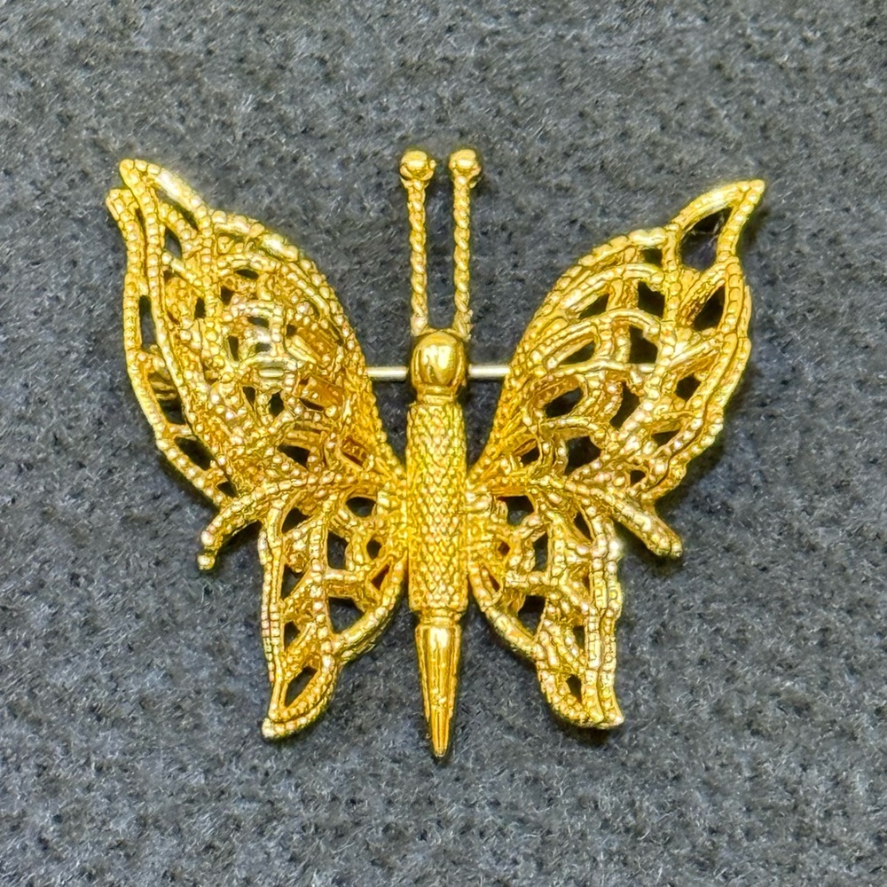 Monet Gold Toned Butterfly Brooch Pin With Double Wings